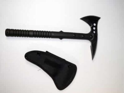SPIKED TACTICAL TOMAHAWK AXE