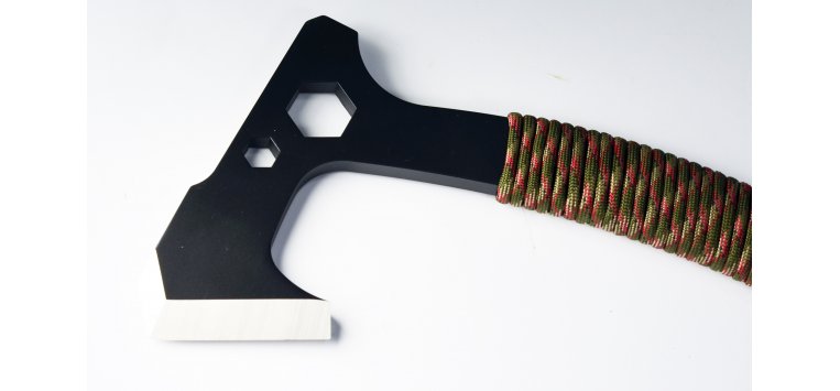 TACTICAL TOMAHAWK - PARACORD WRAP HANDLE W/ SHEATH